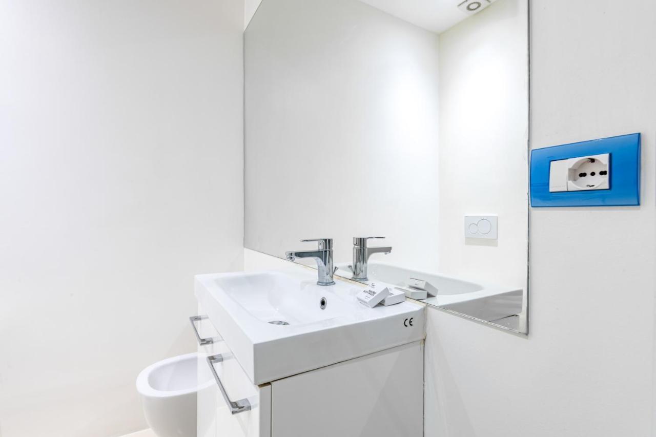 Easylife - Romantico Appartamento Sulla Darsena Milano Eksteriør bilde